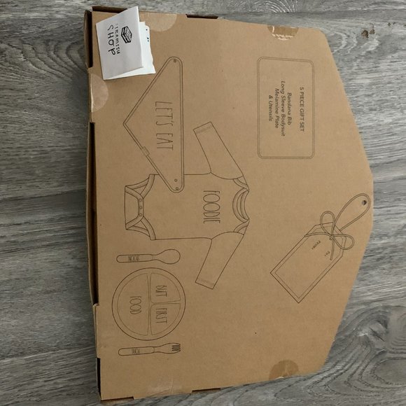 Rae Dunn baby gift set - Picture 5 of 7